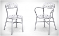 Jasper Morrison takes advantage of lightweight tubular aluminum in its latest line of chairs
