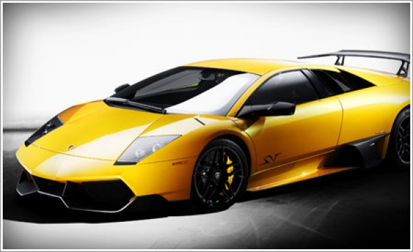 Lamborghini Murcielago LP670-4 SuperVeloce combines speed and power with light weight